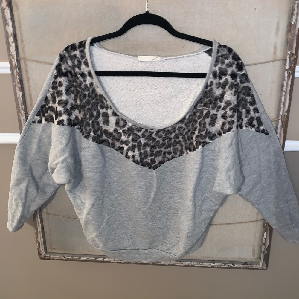 Boutique Leopard Crop Sweatshirt “Milkyway” Brand